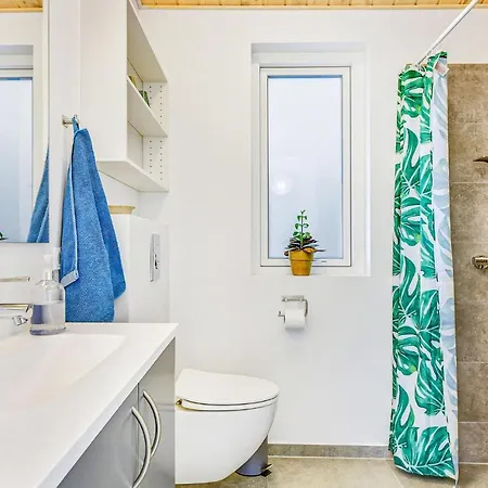 Beautiful In Sydals With Kitchen Nedre Lysabild